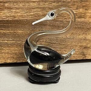Hand Blown‎ Art Glass Swan on Wood Stand